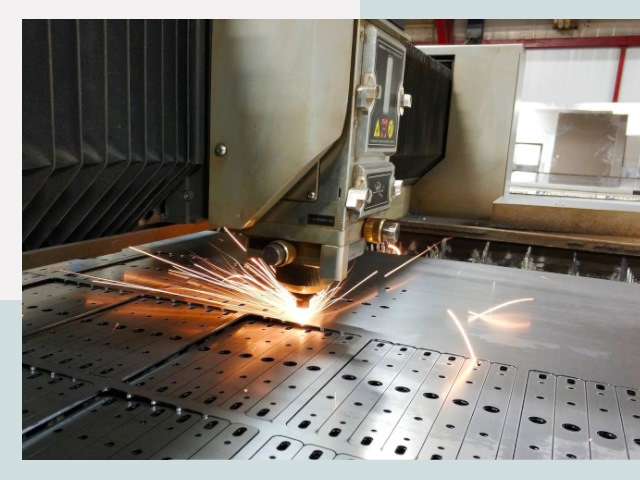 Лазерная резка металла в Нурлате от 626 руб.